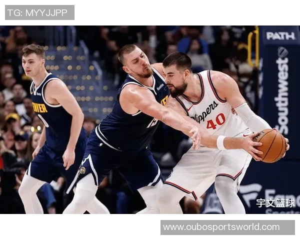 比尔谈快船新赛季展望与小卡哈登祖巴茨默契十足令人期待