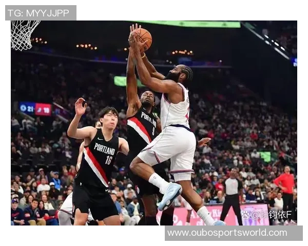 快船半场篮板仅9个开拓者命中率超六成展现强大火力